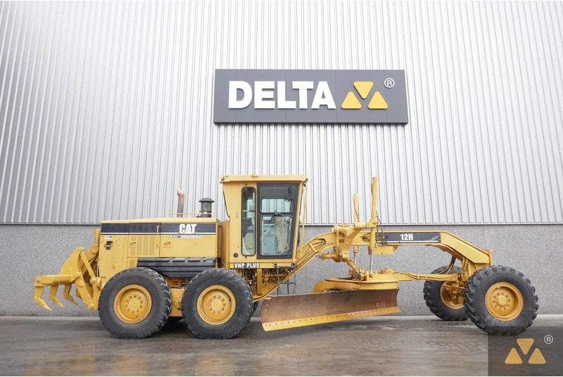 Caterpillar 12H - Grader: gambar 2 Caterpillar 12H - Grader: gambar 2