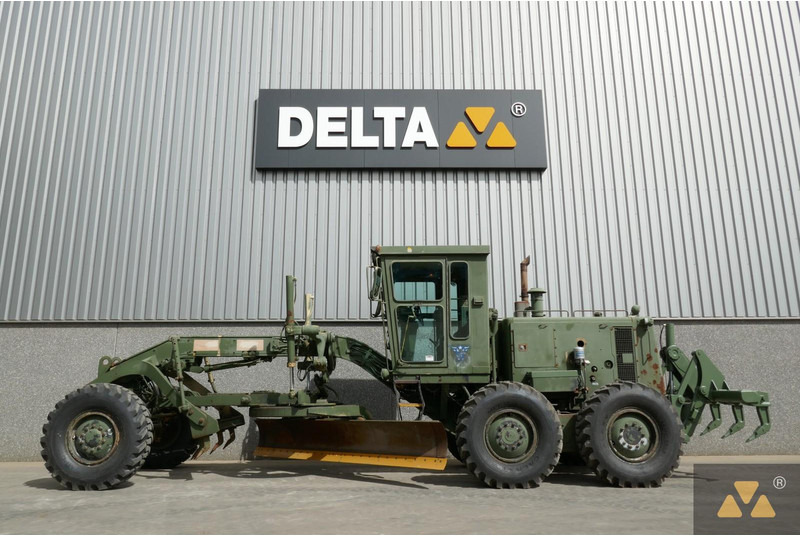Caterpillar 130G Ex-army - Grader: gambar 1 Caterpillar 130G Ex-army - Grader: gambar 1