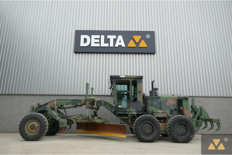 Caterpillar 130G Ex-army - Grader: gambar 1 Caterpillar 130G Ex-army - Grader: gambar 1