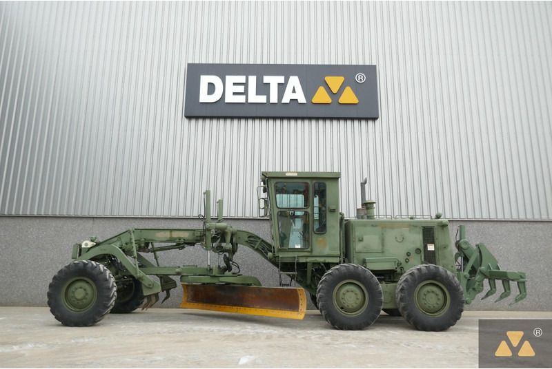Caterpillar 130G Ex-army - Grader: gambar 1 Caterpillar 130G Ex-army - Grader: gambar 1