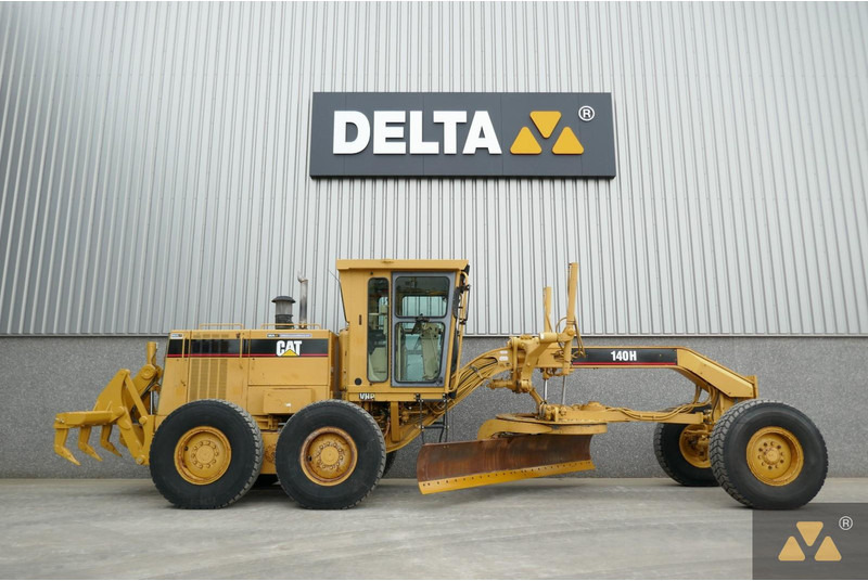 Caterpillar 140H - Grader: gambar 2 Caterpillar 140H - Grader: gambar 2