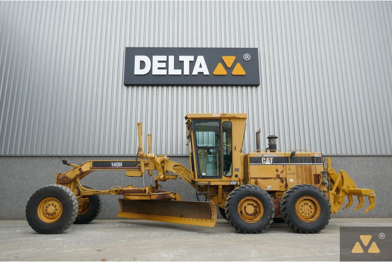 Caterpillar 140H - Grader: gambar 1 Caterpillar 140H - Grader: gambar 1