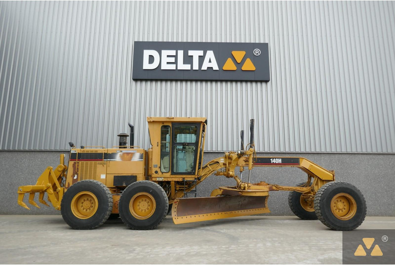 Caterpillar 140H - Grader: gambar 2 Caterpillar 140H - Grader: gambar 2