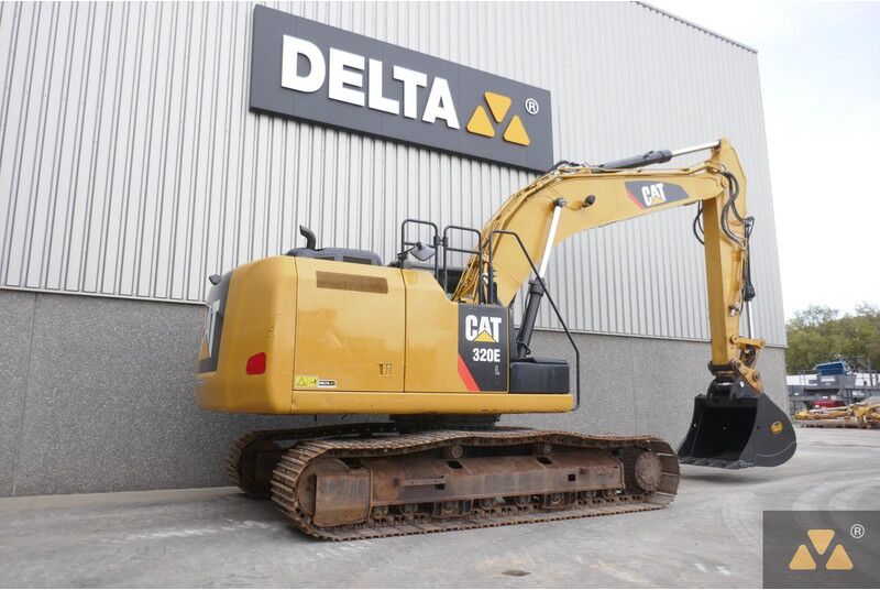 Caterpillar 320EL - Ekskavator perayap: gambar 5 Caterpillar 320EL - Ekskavator perayap: gambar 5