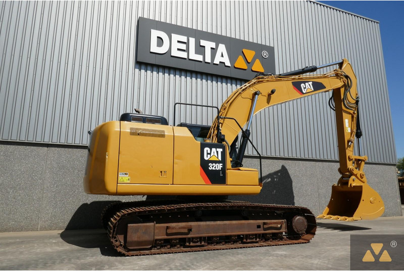 Caterpillar 320FL - Ekskavator perayap: gambar 5 Caterpillar 320FL - Ekskavator perayap: gambar 5