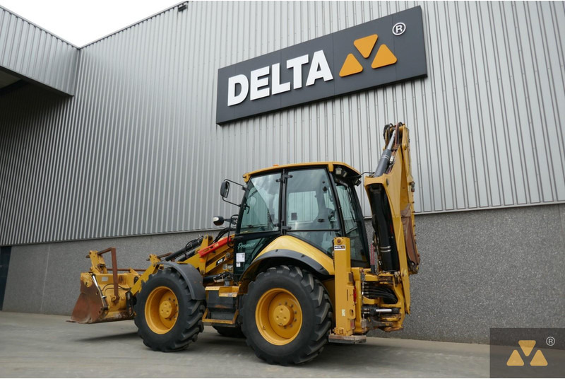 Backhoe loader Caterpillar 444F: gambar 9