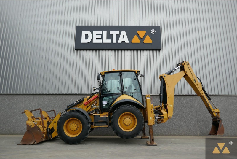 Backhoe loader Caterpillar 444F: gambar 12