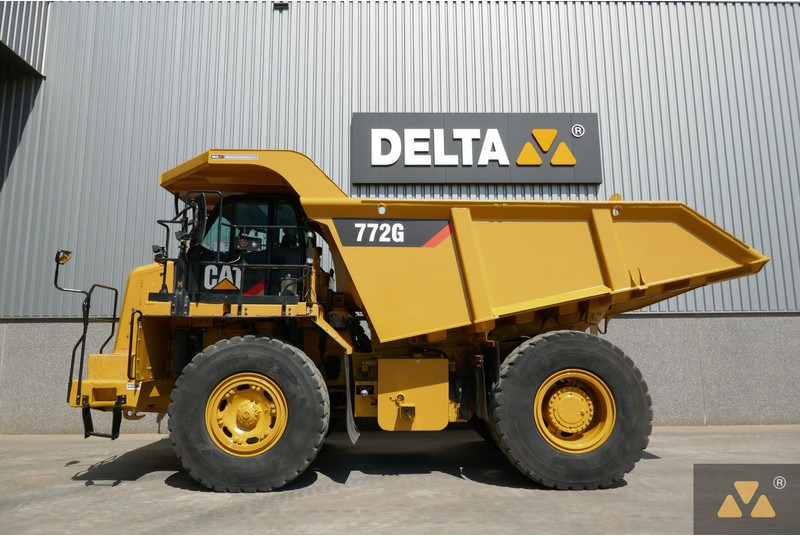 Truk batu/ Dumper iebes Caterpillar 772G: gambar 1