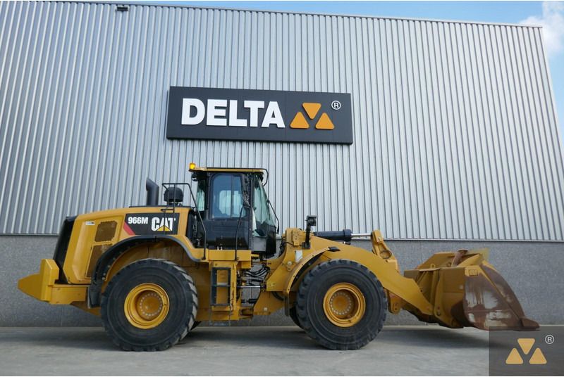 Caterpillar 966M - Wheel loader: gambar 2 Caterpillar 966M - Wheel loader: gambar 2