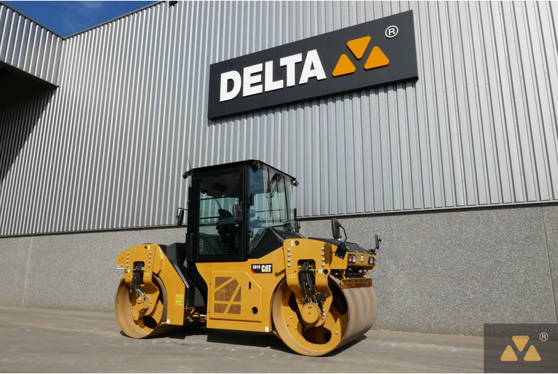 Caterpillar CB10 - Roller: gambar 3 Caterpillar CB10 - Roller: gambar 3
