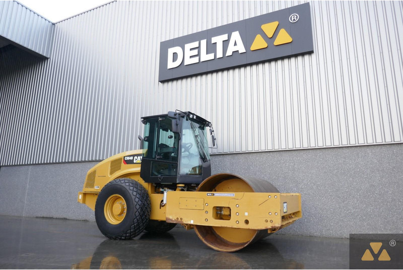 Caterpillar CS64B - Roller: gambar 3 Caterpillar CS64B - Roller: gambar 3