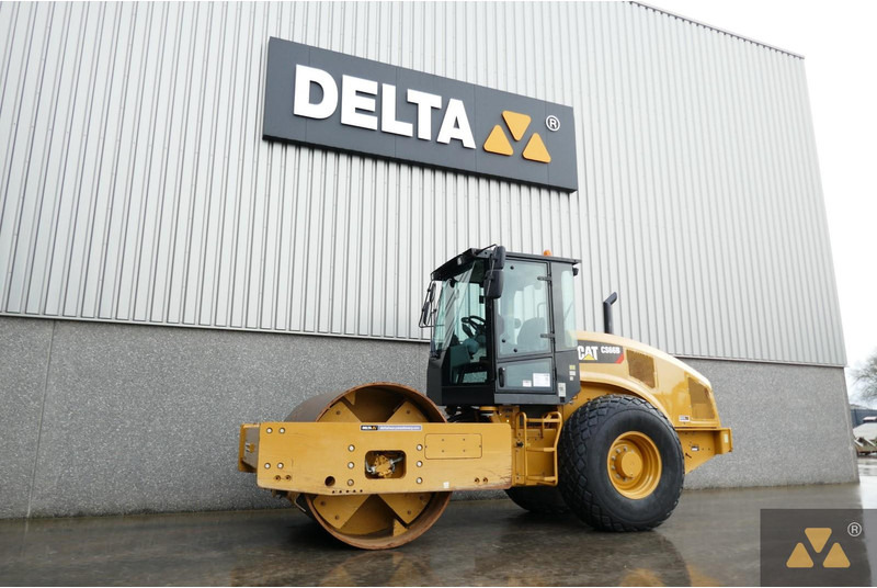 Caterpillar CS66B - Roller: gambar 4 Caterpillar CS66B - Roller: gambar 4