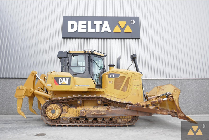 Caterpillar D7E - Bulldozer: gambar 2 Caterpillar D7E - Bulldozer: gambar 2