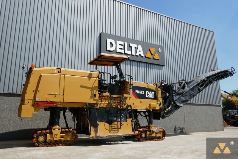 Caterpillar PM622 - Mesin aspal: gambar 5 Caterpillar PM622 - Mesin aspal: gambar 5