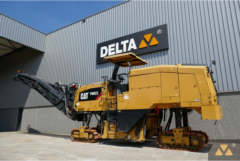 Caterpillar PM622 - Mesin aspal: gambar 4 Caterpillar PM622 - Mesin aspal: gambar 4