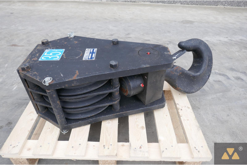 EPE Hookblock 35T - Pipelayer: gambar 2 EPE Hookblock 35T - Pipelayer: gambar 2