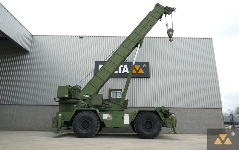 Grove RT875 Ex-army - Derek medan kasar: gambar 2 Grove RT875 Ex-army - Derek medan kasar: gambar 2