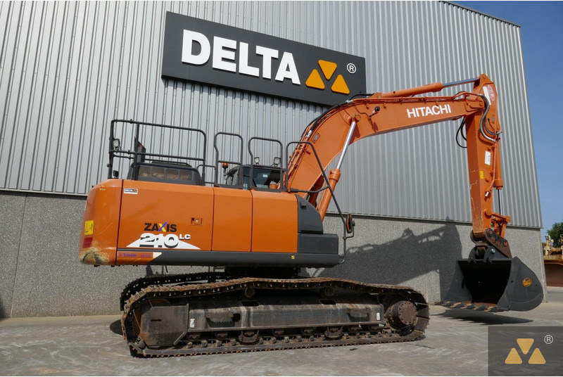 Hitachi ZX210LC-6 - Ekskavator perayap: gambar 5 Hitachi ZX210LC-6 - Ekskavator perayap: gambar 5