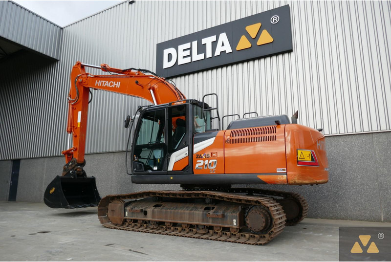 Hitachi ZX210LC-7 - Ekskavator perayap: gambar 4 Hitachi ZX210LC-7 - Ekskavator perayap: gambar 4