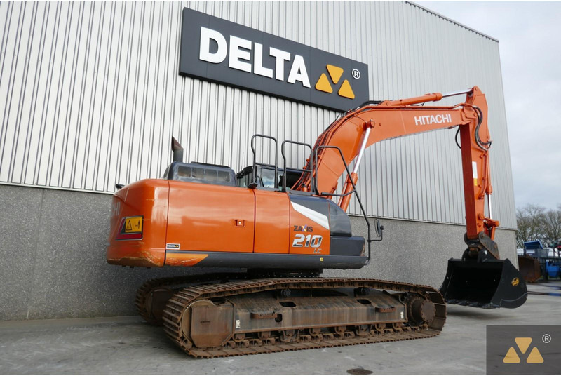 Hitachi ZX210LC-7 - Ekskavator perayap: gambar 5 Hitachi ZX210LC-7 - Ekskavator perayap: gambar 5