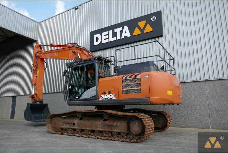 Hitachi ZX300LC-6 - Ekskavator perayap: gambar 4 Hitachi ZX300LC-6 - Ekskavator perayap: gambar 4