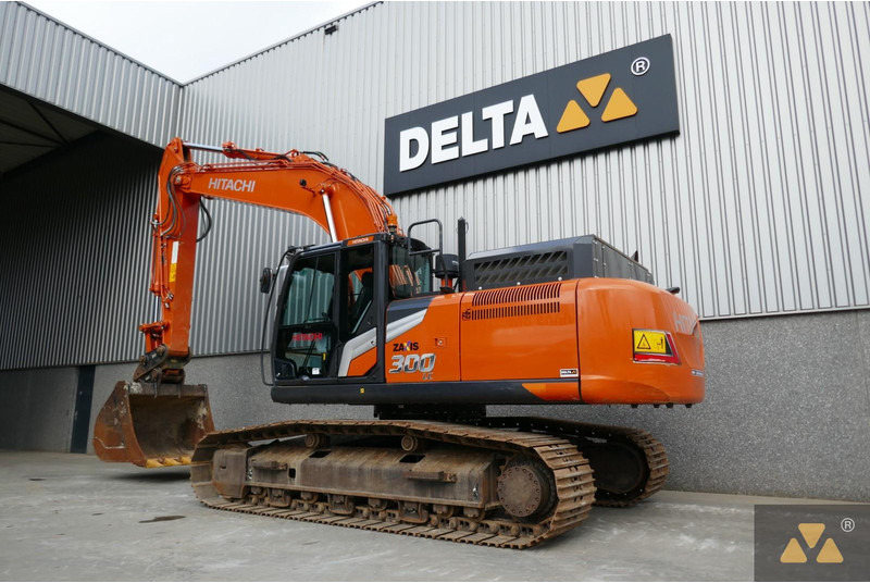 Hitachi ZX300LC-7 - Ekskavator perayap: gambar 4 Hitachi ZX300LC-7 - Ekskavator perayap: gambar 4
