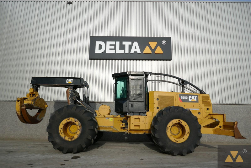 Caterpillar 555D - Mesin kehutanan: gambar 2 Caterpillar 555D - Mesin kehutanan: gambar 2