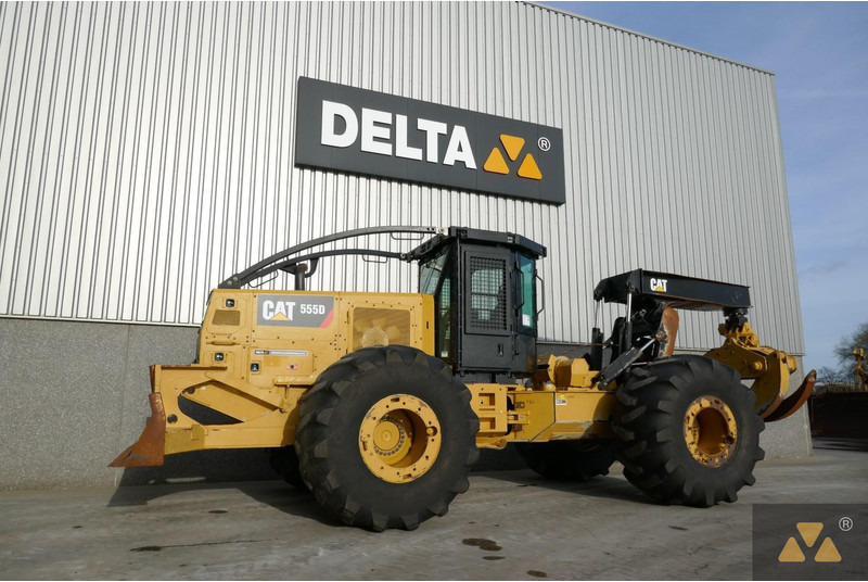 Caterpillar 555D - Mesin kehutanan: gambar 4 Caterpillar 555D - Mesin kehutanan: gambar 4