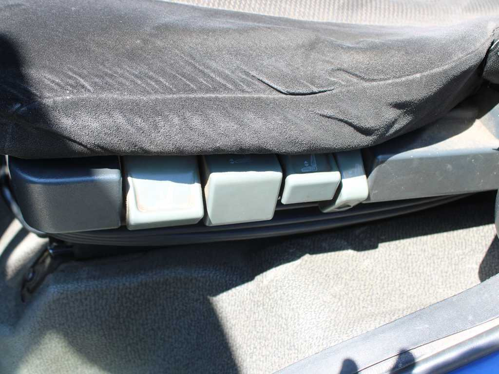 Truk dengan terpal samping DAF FA LF 45, EURO 5, TYRES 80% + AGADOS TRAILER: gambar 7 Truk dengan terpal samping DAF FA LF 45, EURO 5, TYRES 80% + AGADOS TRAILER: gambar 7