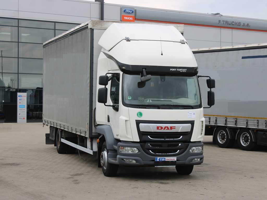 DAF LF 290 FA, EURO 6, SLEEPING CABIN - Truk dengan terpal samping: gambar 2 DAF LF 290 FA, EURO 6, SLEEPING CABIN - Truk dengan terpal samping: gambar 2