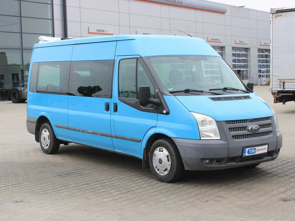 Ford Transit 300L, 9 SEATS - Van kecil: gambar 2 Ford Transit 300L, 9 SEATS - Van kecil: gambar 2