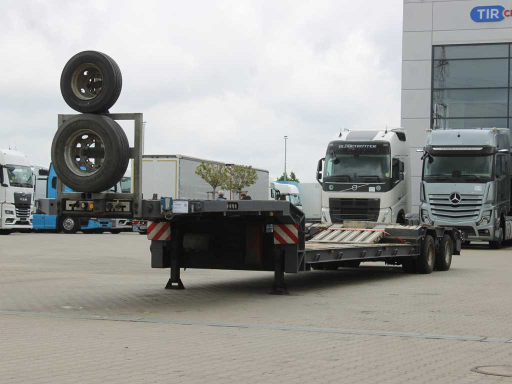 Goldhofer STZ-TL 2-27/80, DRIVE-IN - Semi-trailer low bed: gambar 1 Goldhofer STZ-TL 2-27/80, DRIVE-IN - Semi-trailer low bed: gambar 1