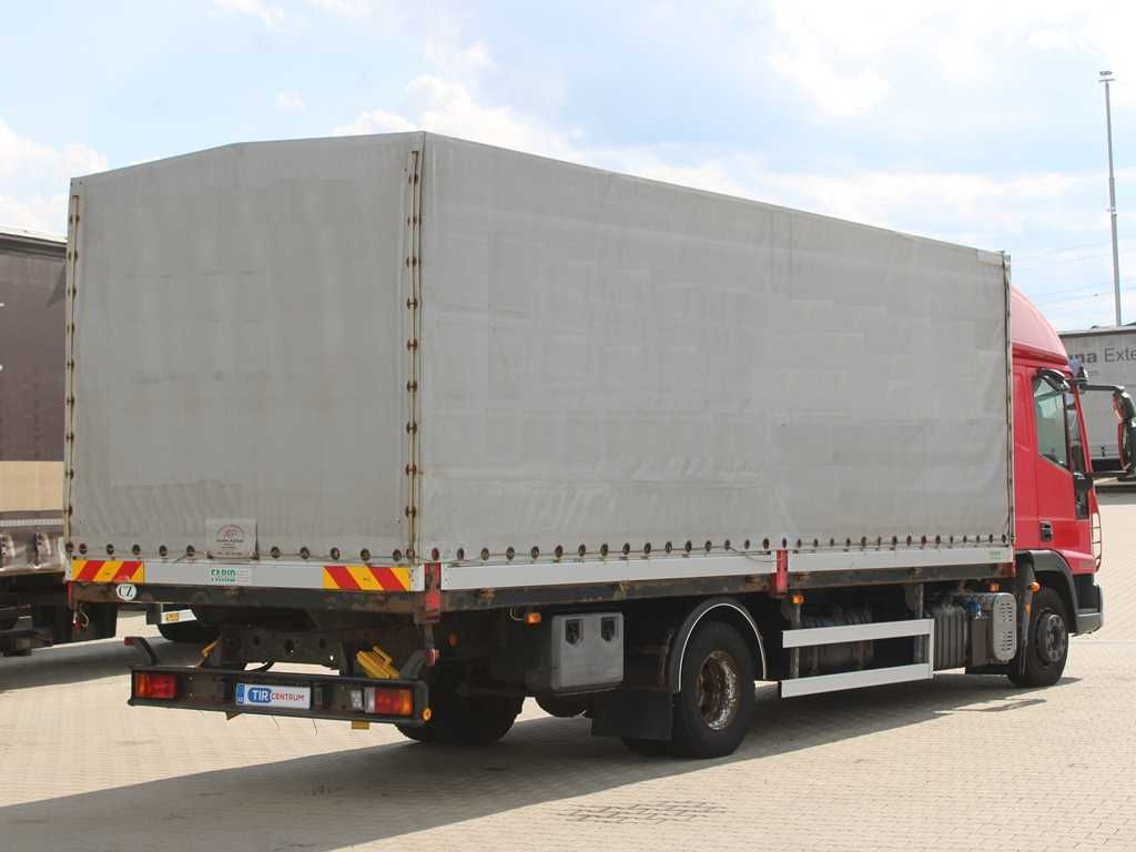 Iveco EUROCARGO 120E22 - Truk dengan terpal samping: gambar 3 Iveco EUROCARGO 120E22 - Truk dengan terpal samping: gambar 3