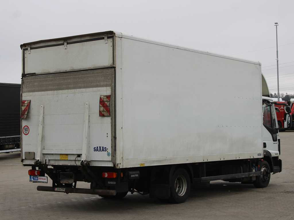 Iveco EUROCARGO 75-210, EURO 6, HYDRAULIC FRONT, CARRIER, TIRE 80% - Truk berpendingin: gambar 4 Iveco EUROCARGO 75-210, EURO 6, HYDRAULIC FRONT, CARRIER, TIRE 80% - Truk berpendingin: gambar 4