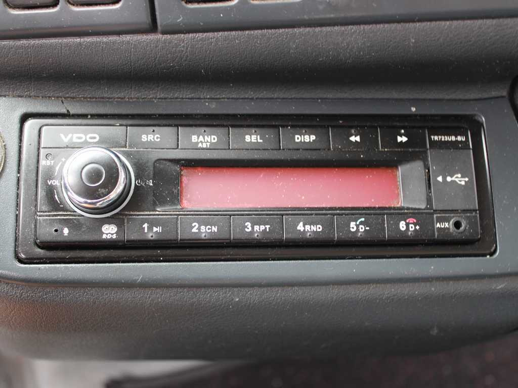 Truk berpendingin MAN TGL 12.210, EURO 4, HYDRAULIC FRONT, CARRIER SUPRA 850 Mt, 2X EVAPORATOR: gambar 20 Truk berpendingin MAN TGL 12.210, EURO 4, HYDRAULIC FRONT, CARRIER SUPRA 850 Mt, 2X EVAPORATOR: gambar 20