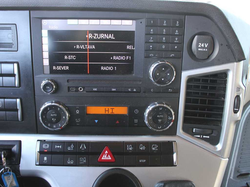 Truk dengan terpal samping Mercedes-Benz ACTROS 2553, EURO 6, 6X2, AIR SUSPENSION, DRIVE-THROUGH + PANAV: gambar 13 Truk dengan terpal samping Mercedes-Benz ACTROS 2553, EURO 6, 6X2, AIR SUSPENSION, DRIVE-THROUGH + PANAV: gambar 13