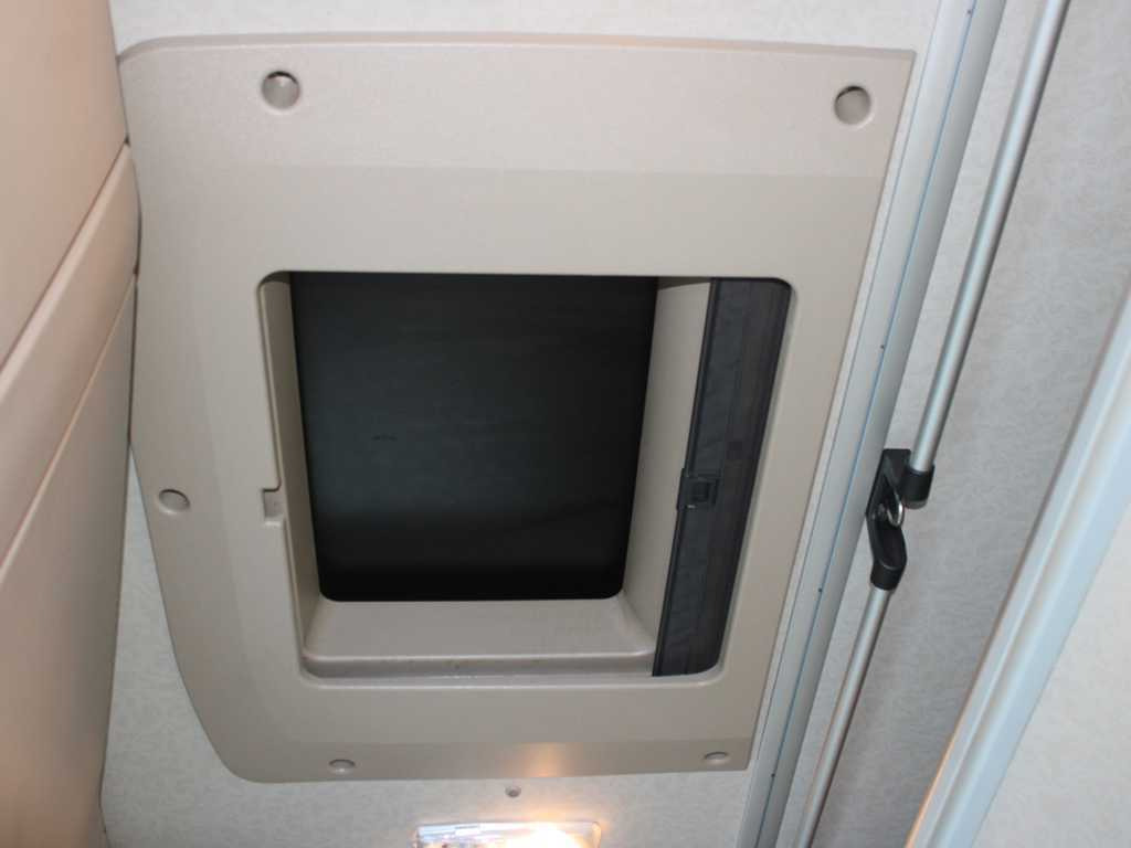 Truk dengan terpal samping Mercedes-Benz ACTROS 2553, EURO 6, 6X2, AIR SUSPENSION, DRIVE-THROUGH + PANAV: gambar 17 Truk dengan terpal samping Mercedes-Benz ACTROS 2553, EURO 6, 6X2, AIR SUSPENSION, DRIVE-THROUGH + PANAV: gambar 17