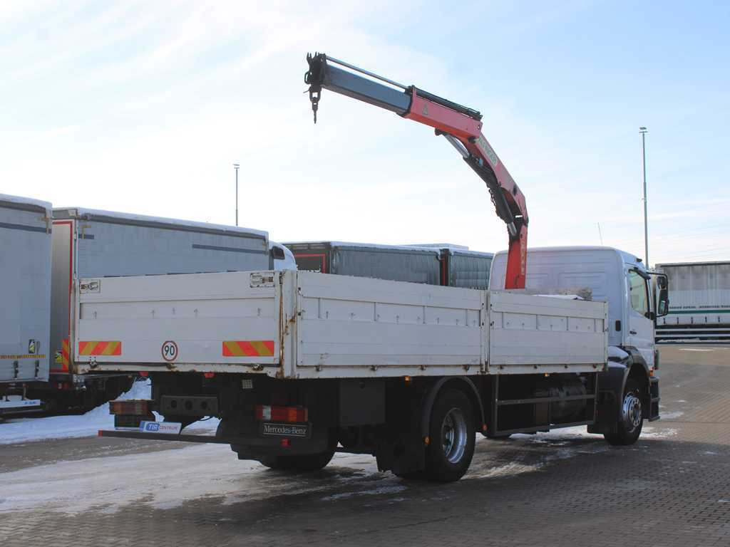 Mercedes-Benz ATEGO 1828, EURO 5, SIDE BOARD, HYDRAULIC ARM PALFINGER PK10000 - Truk flatbed, Truk derek: gambar 4 Mercedes-Benz ATEGO 1828, EURO 5, SIDE BOARD, HYDRAULIC ARM PALFINGER PK10000 - Truk flatbed, Truk derek: gambar 4