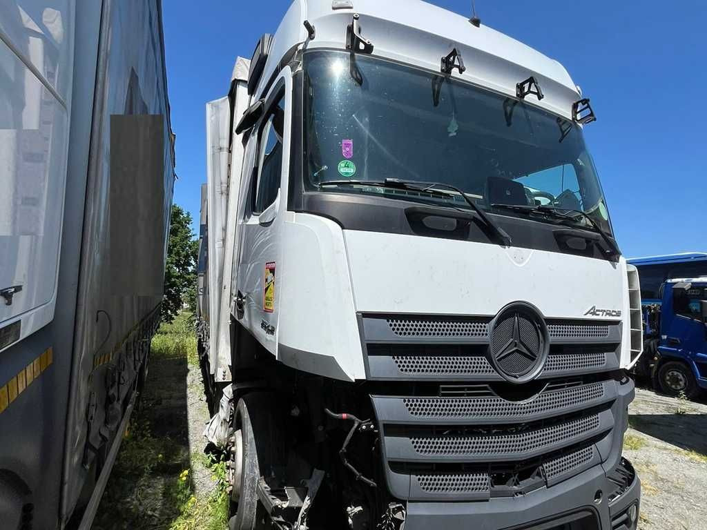 Mercedes-Benz Actros 2542, 6X2 - Truk dengan terpal samping: gambar 3 Mercedes-Benz Actros 2542, 6X2 - Truk dengan terpal samping: gambar 3