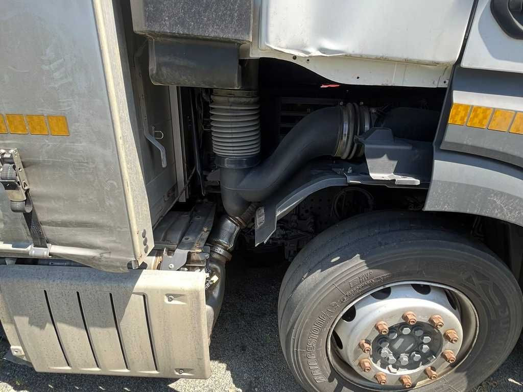 Mercedes-Benz Actros 2542, 6X2 - Truk dengan terpal samping: gambar 5 Mercedes-Benz Actros 2542, 6X2 - Truk dengan terpal samping: gambar 5
