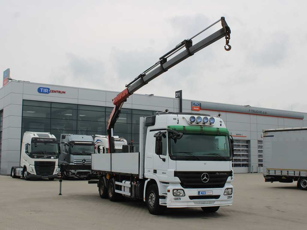 Mercedes-Benz Actros 2644, 6X4, EURO 4, CRANE FASSI F210 - Truk derek: gambar 2 Mercedes-Benz Actros 2644, 6X4, EURO 4, CRANE FASSI F210 - Truk derek: gambar 2