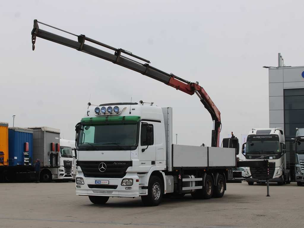 Mercedes-Benz Actros 2644, 6X4, EURO 4, CRANE FASSI F210 - Truk derek: gambar 1 Mercedes-Benz Actros 2644, 6X4, EURO 4, CRANE FASSI F210 - Truk derek: gambar 1