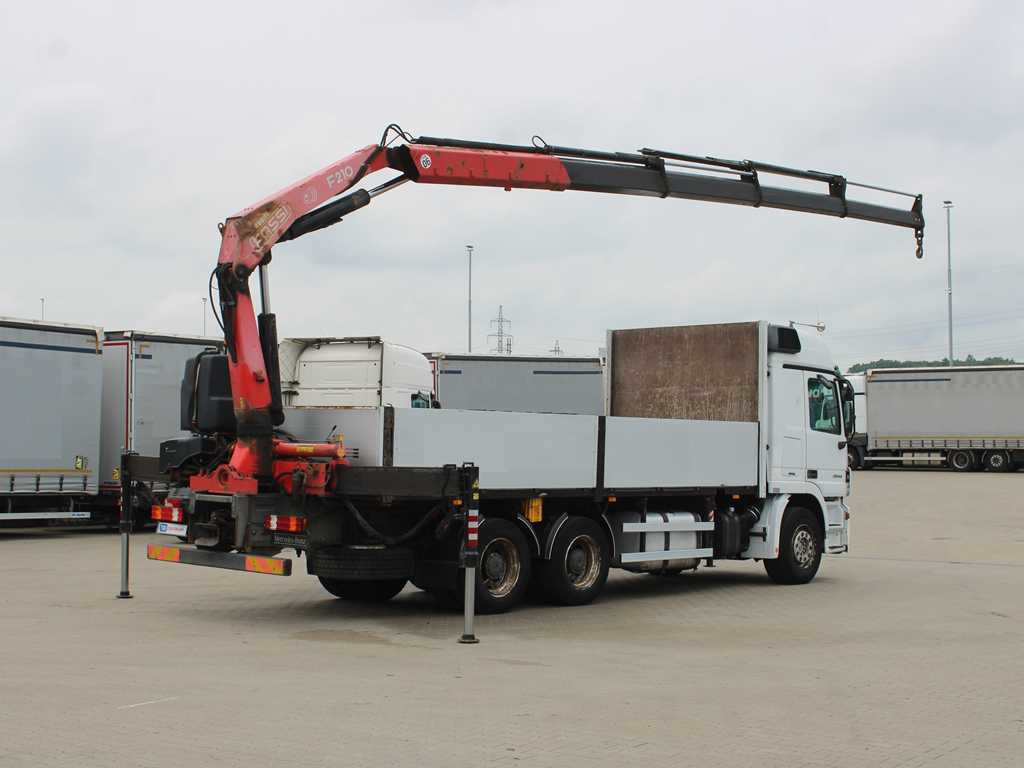 Mercedes-Benz Actros 2644, 6X4, EURO 4, HYDRAULIC ARM FASSI F210 - Truk flatbed, Truk derek: gambar 4 Mercedes-Benz Actros 2644, 6X4, EURO 4, HYDRAULIC ARM FASSI F210 - Truk flatbed, Truk derek: gambar 4