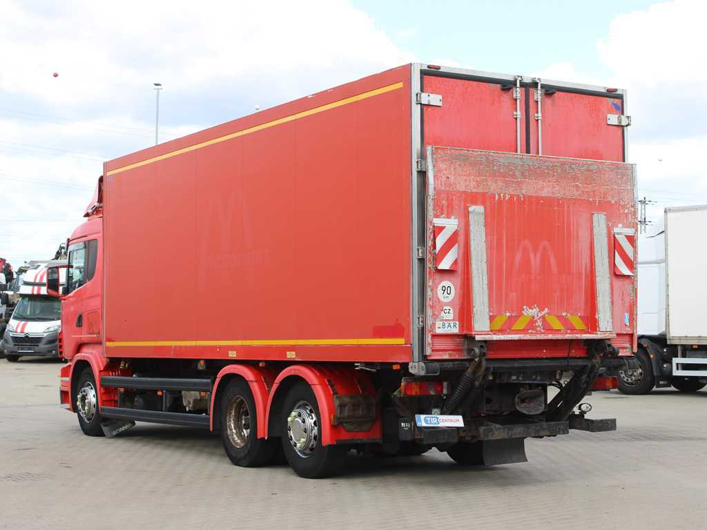 Scania R 380, HYDRAULIC FRONT, DOUBLE CHAMBER, CARRIER SUPRA 850 mt - Truk berpendingin: gambar 5 Scania R 380, HYDRAULIC FRONT, DOUBLE CHAMBER, CARRIER SUPRA 850 mt - Truk berpendingin: gambar 5