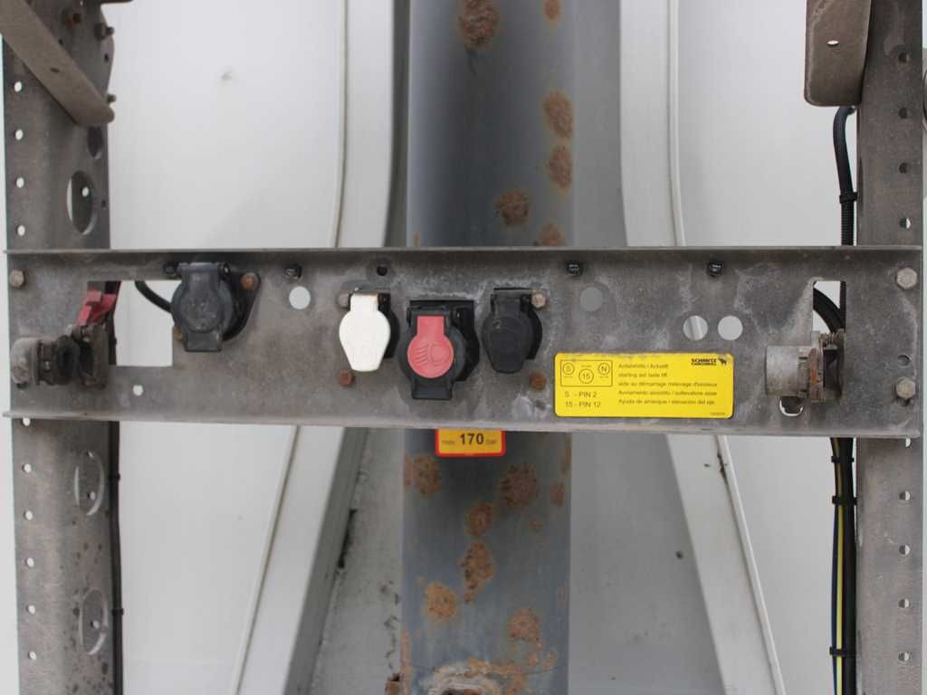 Schmitz Cargobull SKI 24 SL 10.5, AXLES 9t, LIFTING AXLE - Semi-trailer jungkit: gambar 5 Schmitz Cargobull SKI 24 SL 10.5, AXLES 9t, LIFTING AXLE - Semi-trailer jungkit: gambar 5