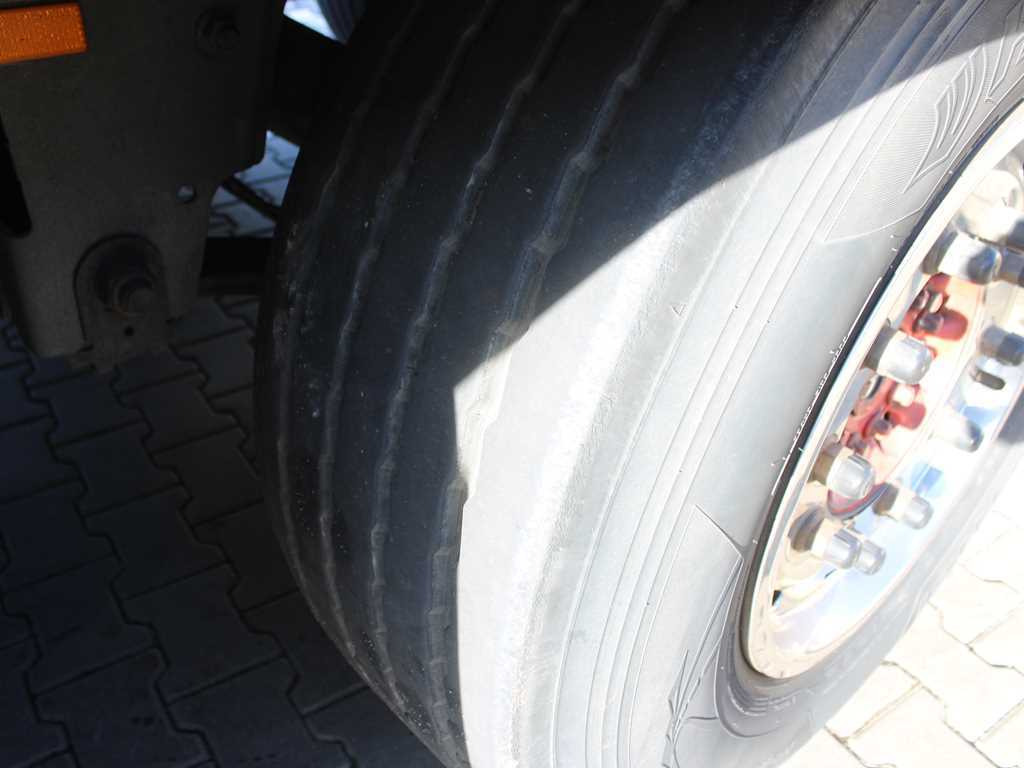 Semi-trailer berpendingin Schmitz SCB S3B, THERMO KING SLXe 300, 2X PALLET BASKET: gambar 16 Semi-trailer berpendingin Schmitz SCB S3B, THERMO KING SLXe 300, 2X PALLET BASKET: gambar 16