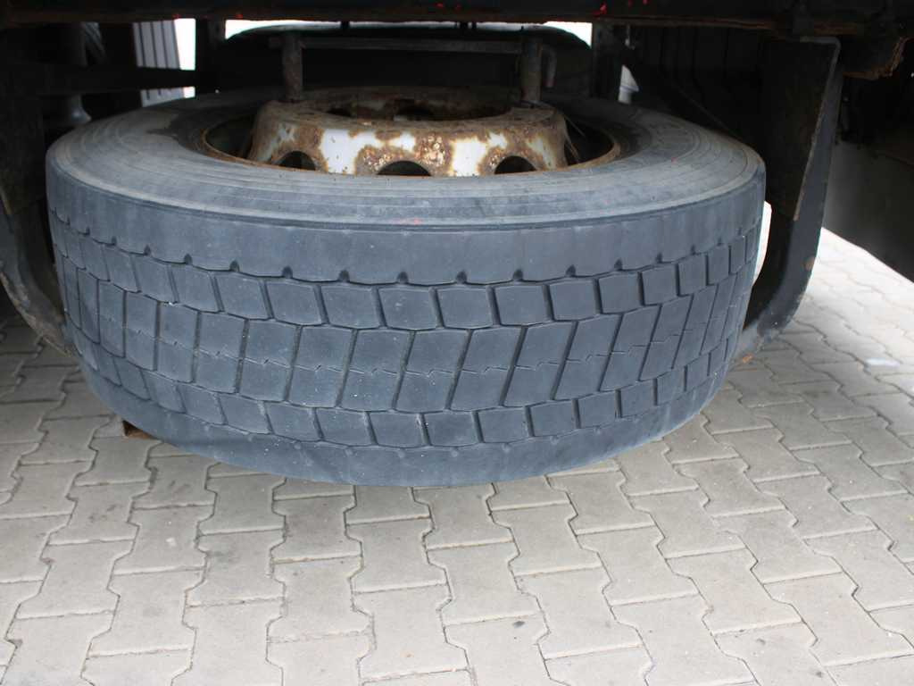 Semi-trailer berpendingin Schmitz SKO 24, LIFTING AXLE, SAF, CARRIER: gambar 11