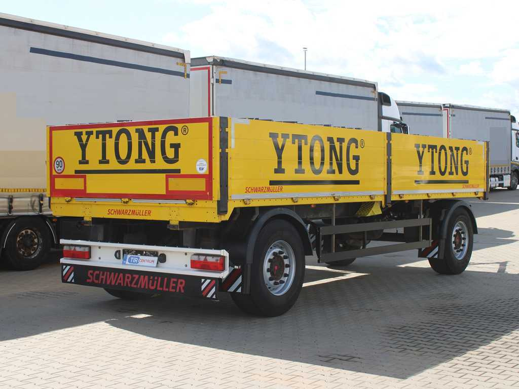 Schwarzmüller PA 2/E, SIDEBOARD, SAF, MULTILOCK, TYRES 80% - Trailer flatbed: gambar 4 Schwarzmüller PA 2/E, SIDEBOARD, SAF, MULTILOCK, TYRES 80% - Trailer flatbed: gambar 4