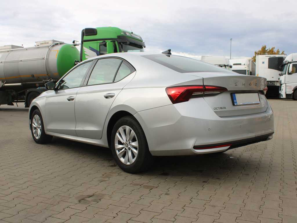Skoda 2,0TDI 85KW SELECTION - Mobil: gambar 5 Skoda 2,0TDI 85KW SELECTION - Mobil: gambar 5