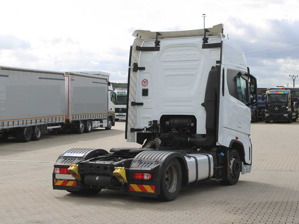 Ford F-MAX LL 12S, EURO 6, LOWDECK, NAVIGATION, INDEPENDENT AIR CONDITIONING - Tractor head: gambar 4 Ford F-MAX LL 12S, EURO 6, LOWDECK, NAVIGATION, INDEPENDENT AIR CONDITIONING - Tractor head: gambar 4